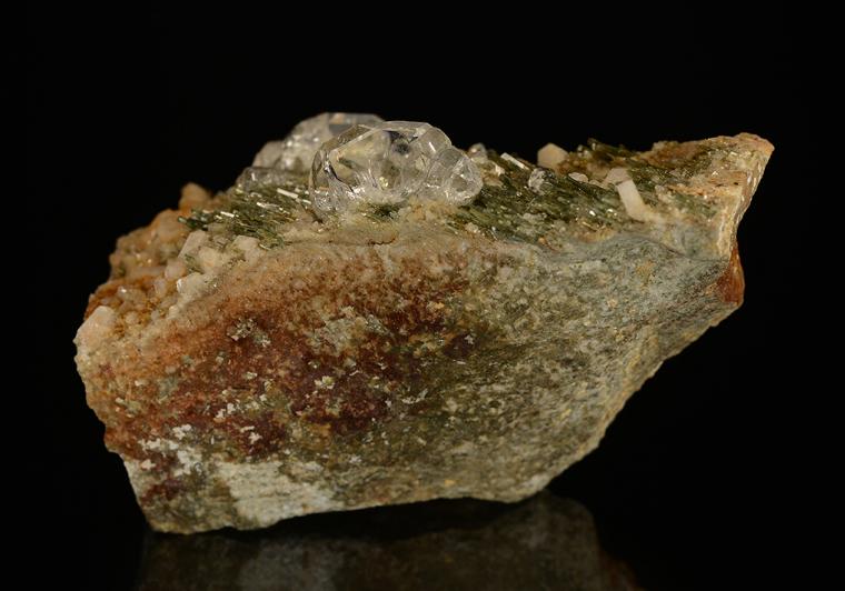 APATITE with CLINOZOISITE